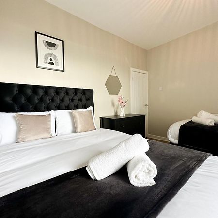 2 Bedroom House 10 Mins To City Centre & Albert Dock Liverpool Extérieur photo