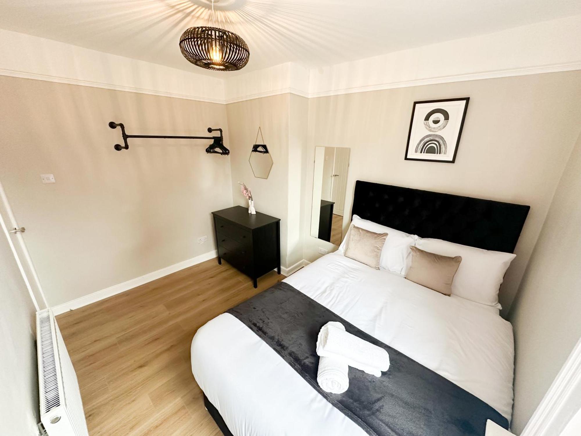 2 Bedroom House 10 Mins To City Centre & Albert Dock Liverpool Extérieur photo