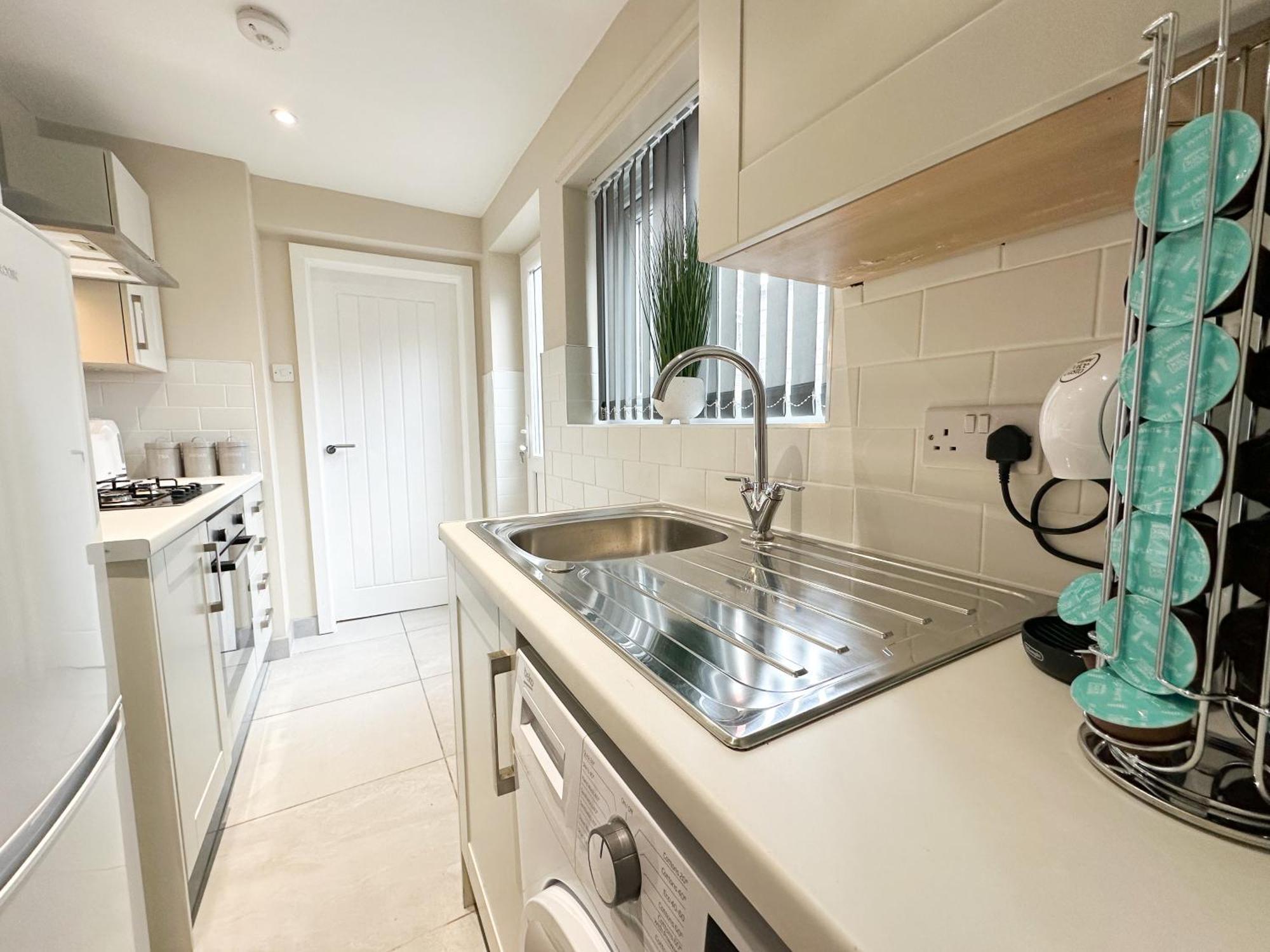2 Bedroom House 10 Mins To City Centre & Albert Dock Liverpool Extérieur photo