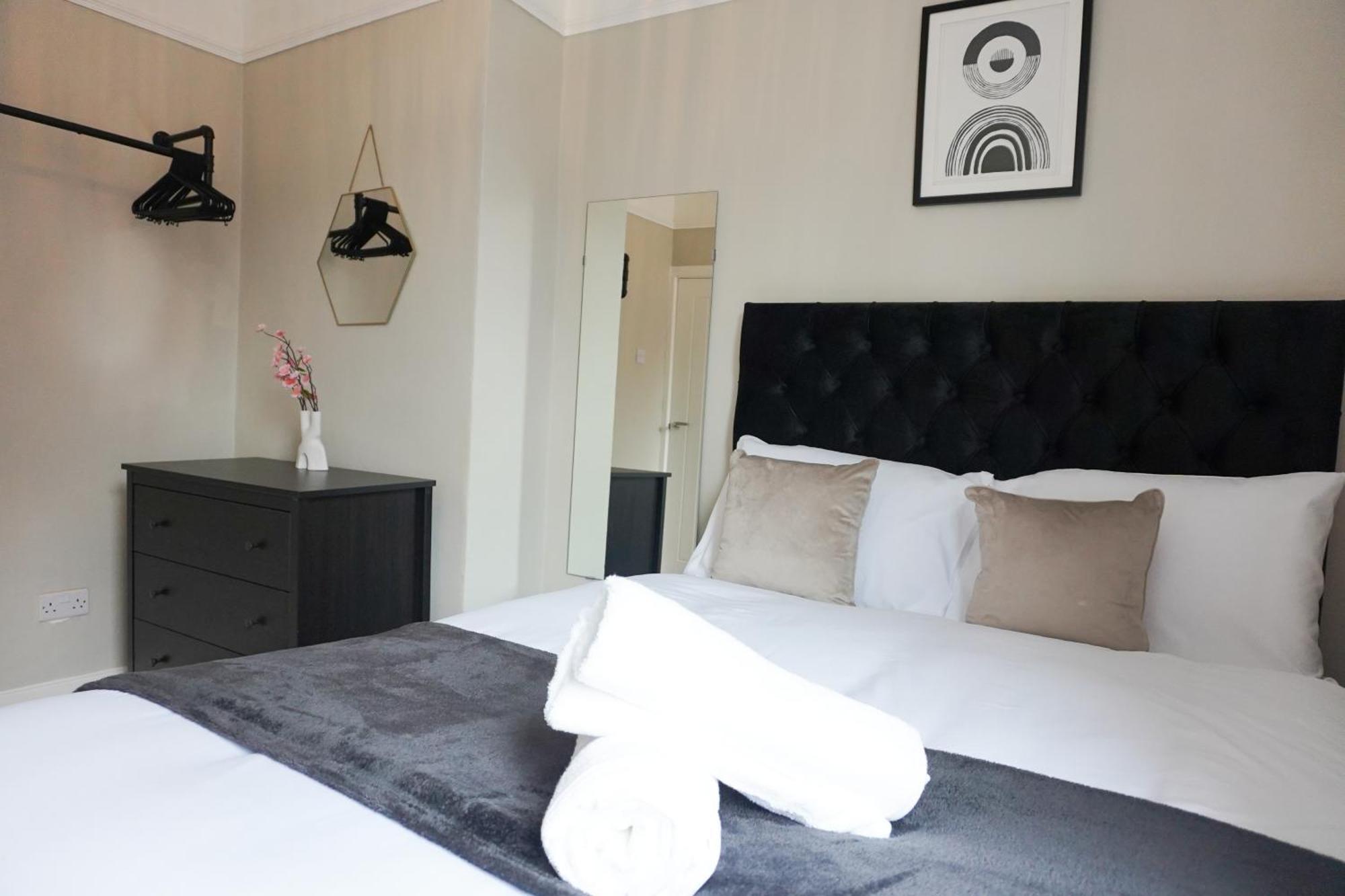 2 Bedroom House 10 Mins To City Centre & Albert Dock Liverpool Extérieur photo