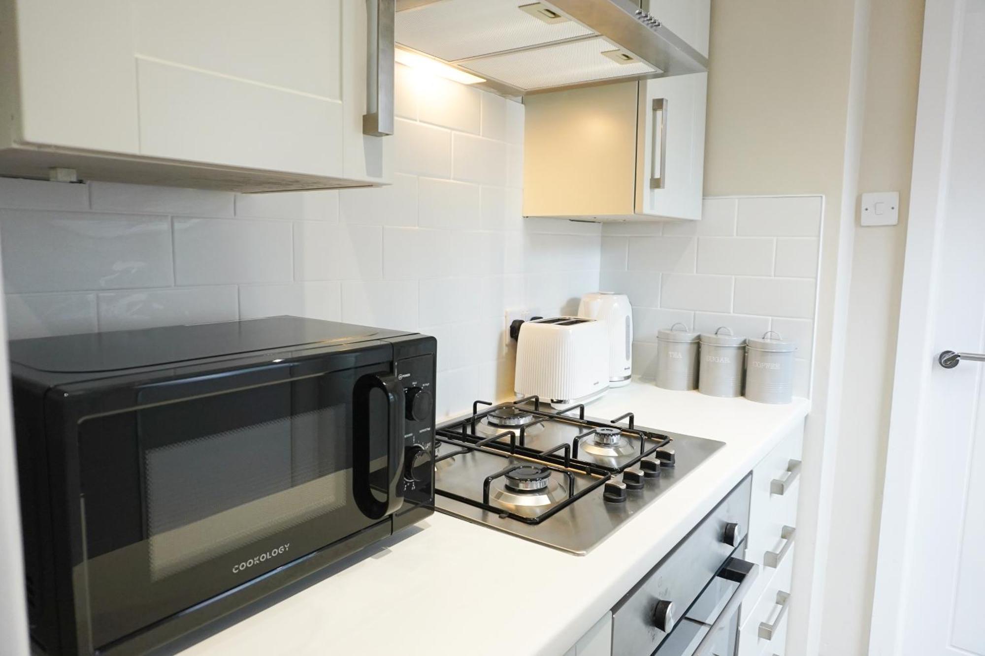 2 Bedroom House 10 Mins To City Centre & Albert Dock Liverpool Extérieur photo